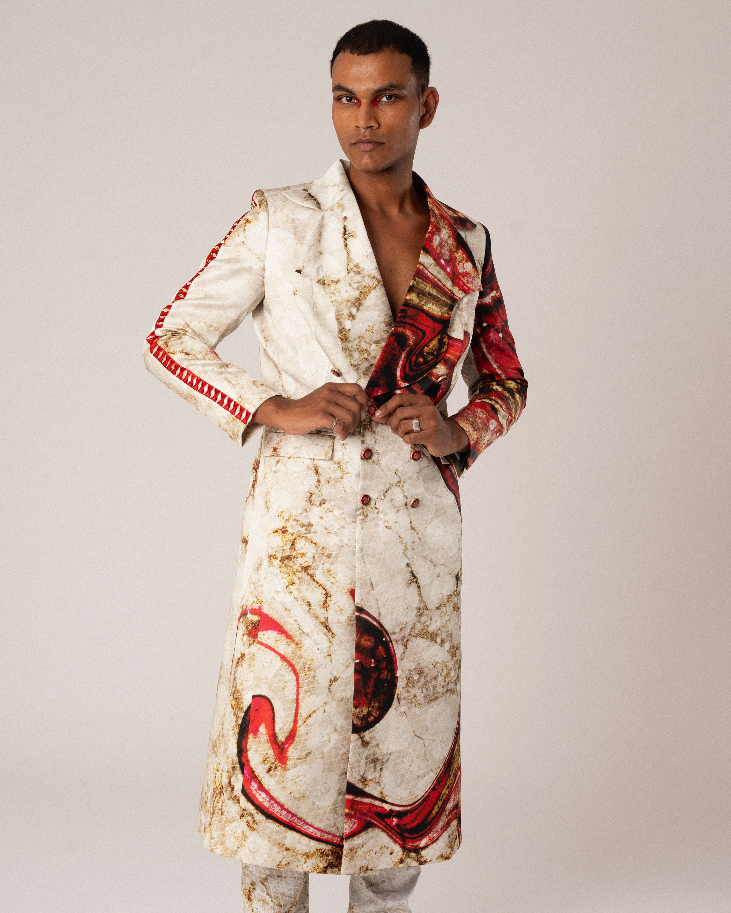 Karvarā Long Coat