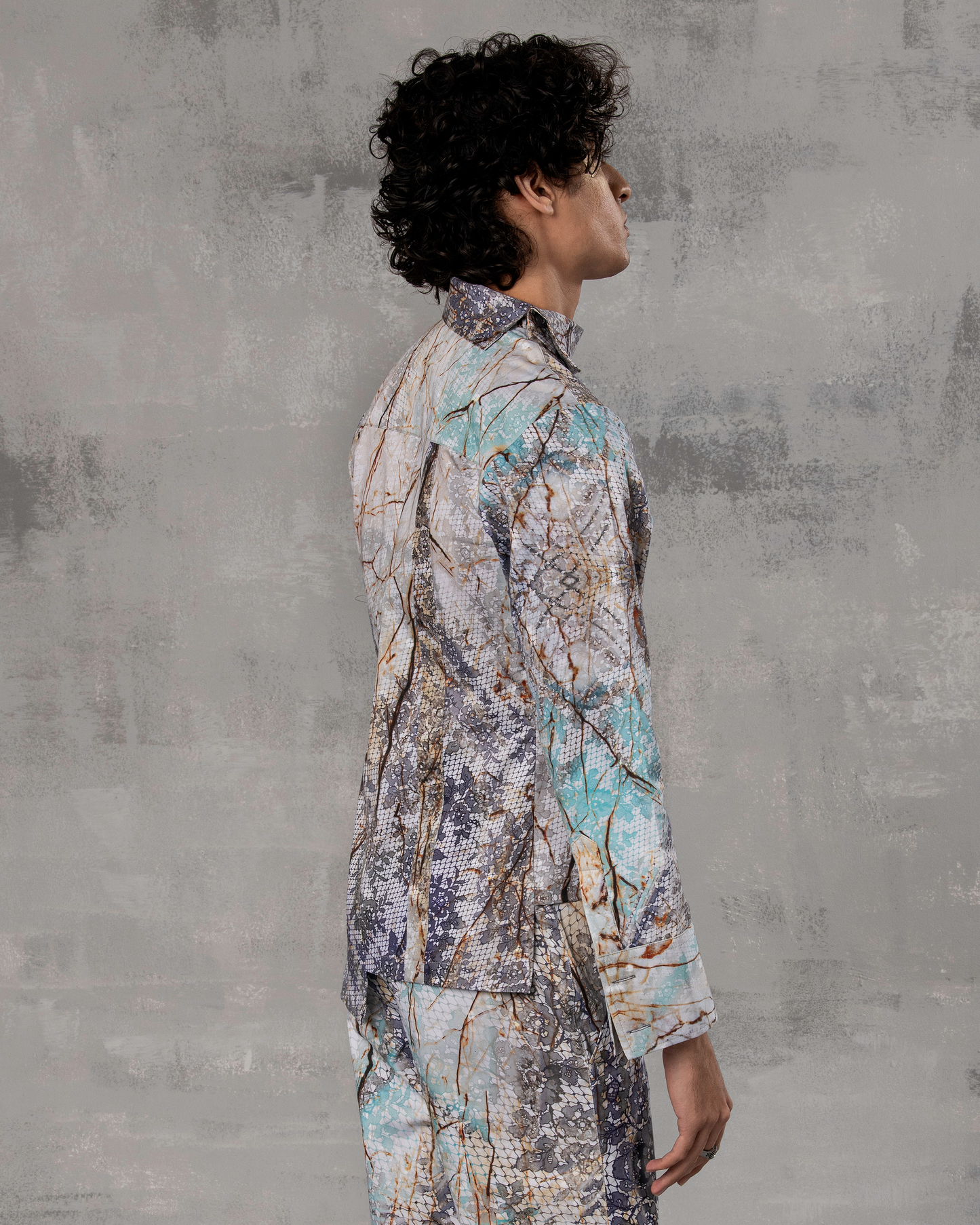 Vartakā Side Button Up Shirt