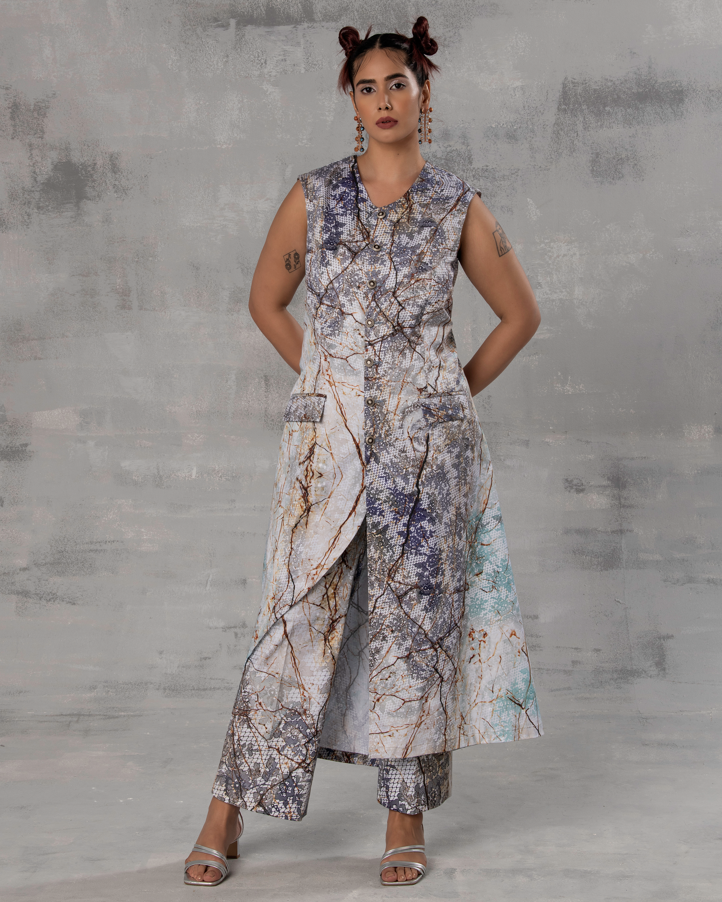 Vartakā Sleeveless Kurta